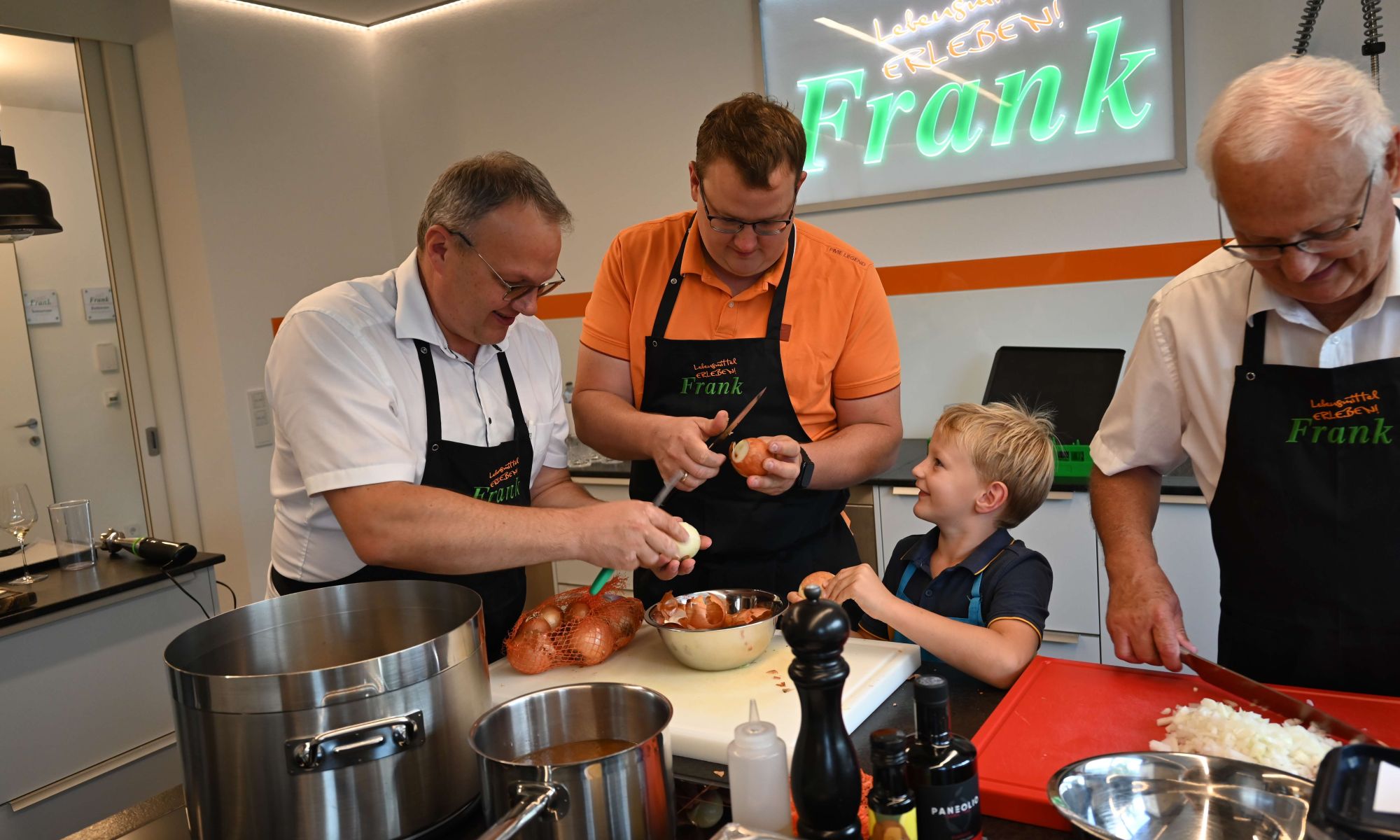 frank-lebensmittel-erleben-kochkurs-saalfelden-kochen-generationen-gemeinschaft-genuss