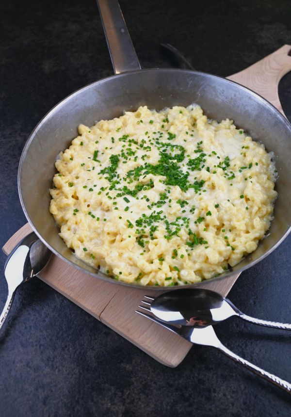 frank-lebensmittel-erleben-kochkurs-saalfelden-kasnocken-tiroler-kaesespaetzle-alpenkueche-huettengericht-traditionell