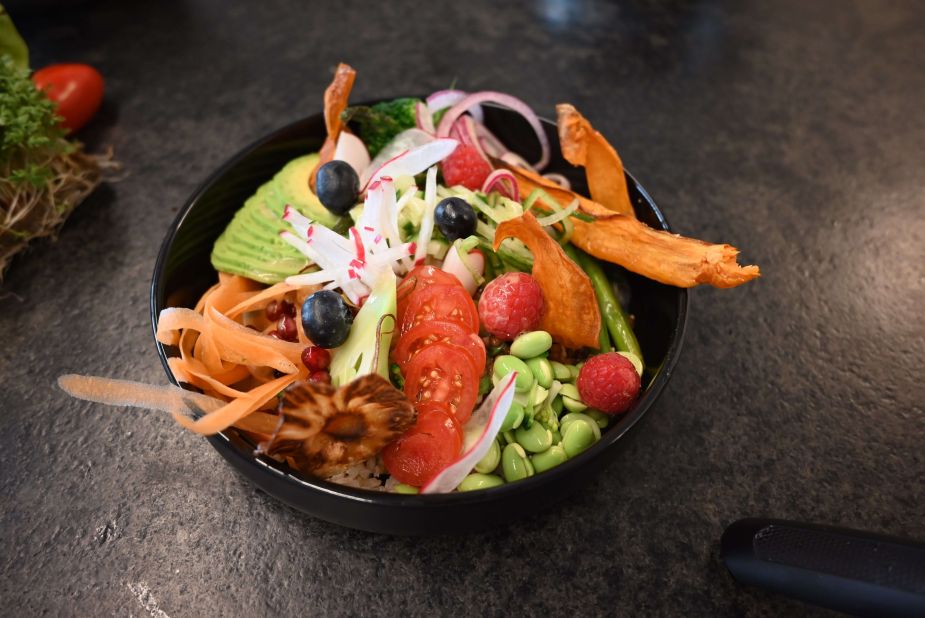 frank-lebensmittel-erleben-kochkurs-saalfelden-bowl-gesundes-essen-frische-zutaten-vegan-vitaminreich